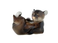 Скульптура ф.Медвежонок лежащий (высота 8,7 см)